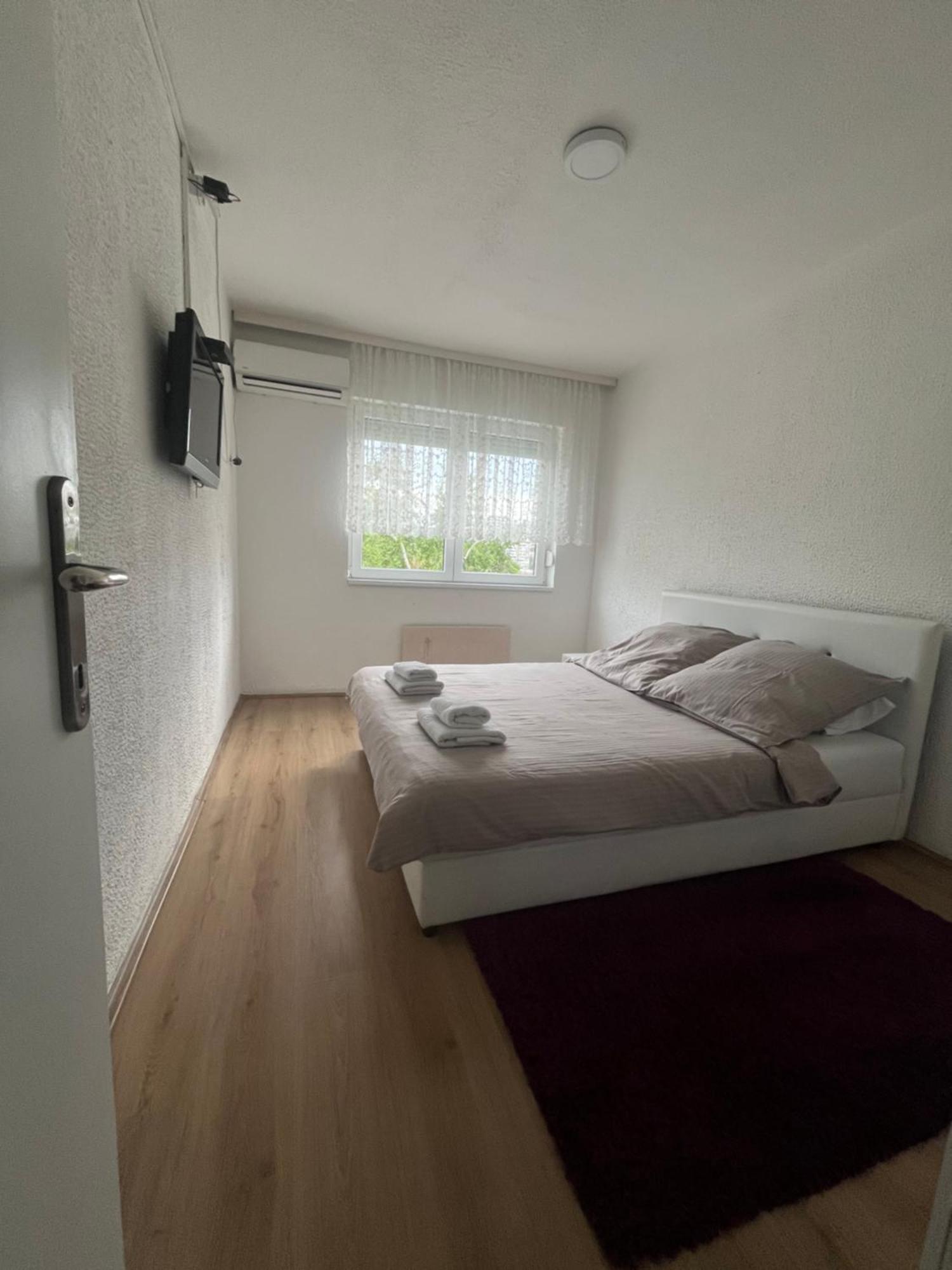 Pavlovic Apartman Belgrade Luaran gambar